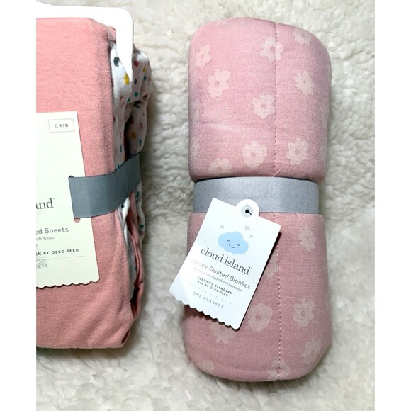 Cloud Island 2-Pack Jersey Crib Fitted Sheets & Jersey Quilted Blanket Set Pink - Picture 10 of 10